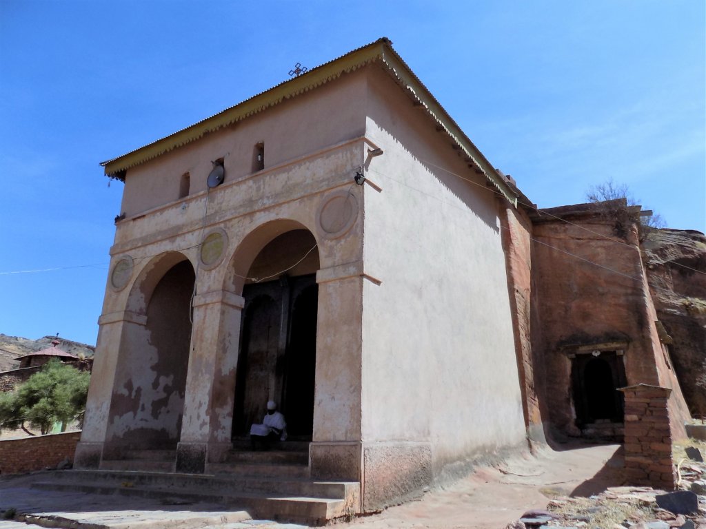 This photo shows the impressive entrance to the church with its original wooden doors dating from the 10th century