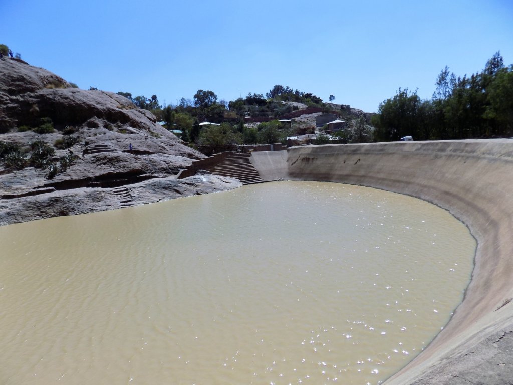 This photo shows the dirty brown water in the Queen of Sheba's bath