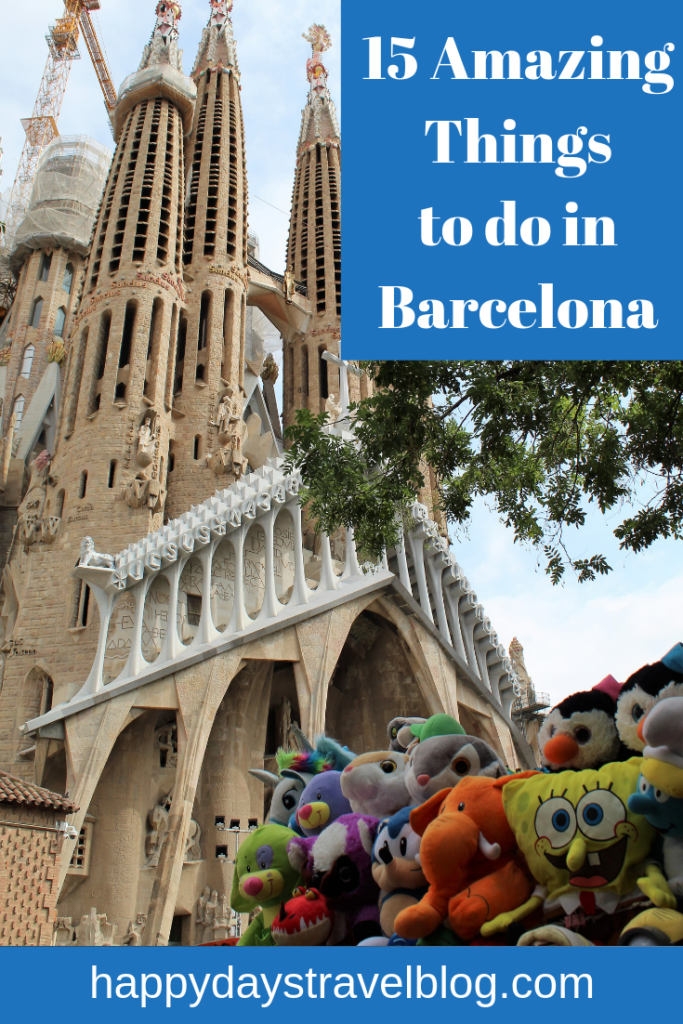 Are you going to Barcelona? Read this article for my top 15 activities not to be missed when you visit the city. #travel #Spain #Barcelona