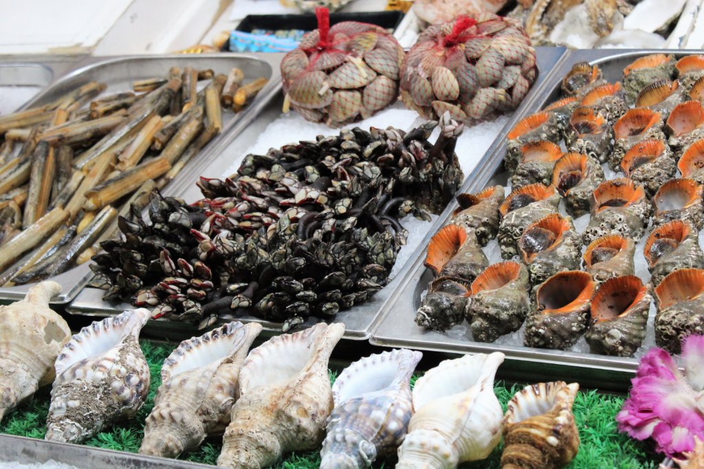 This photo shows a display of shellfish on sale