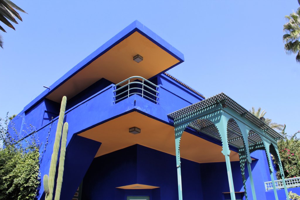This photo shows the villa at Majorelle Gardens painted in vivid electric blue