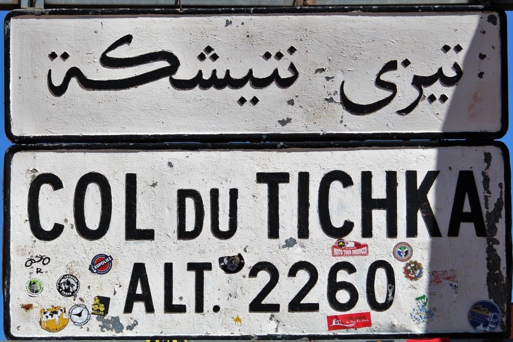 This photo shows a sign saying Col du Tichka 2260 metres