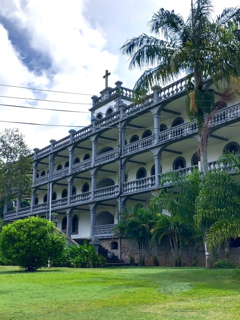 This photo shows the imposing 3-storey building next to the cathedral where the monks and clerics live.